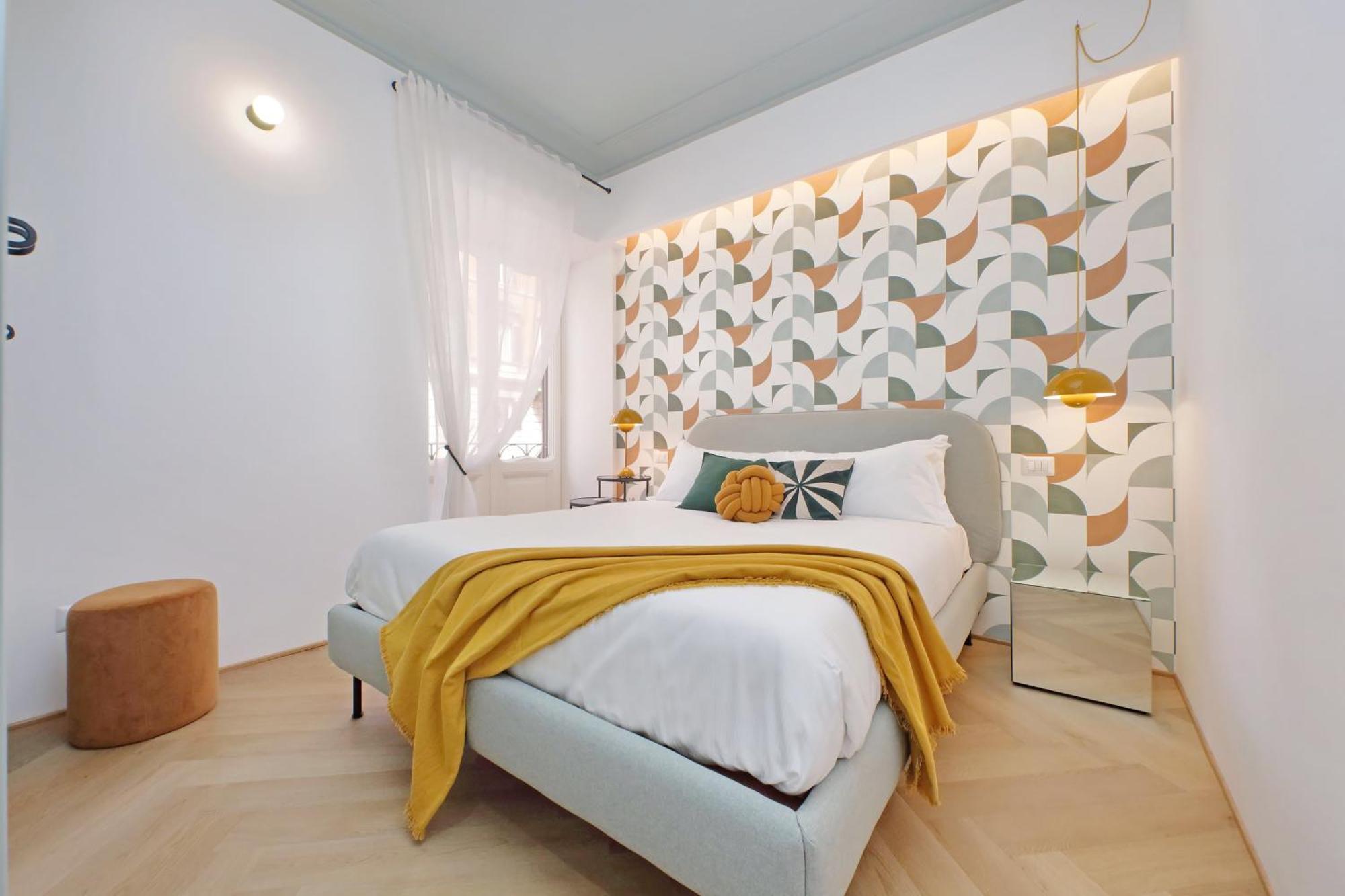 Apartment Ych-colorful And Classy Near Fori Imperiali Rom